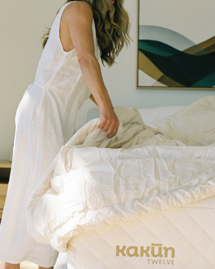 10 Tips for Hot Sleepers To Stay Cool At Night