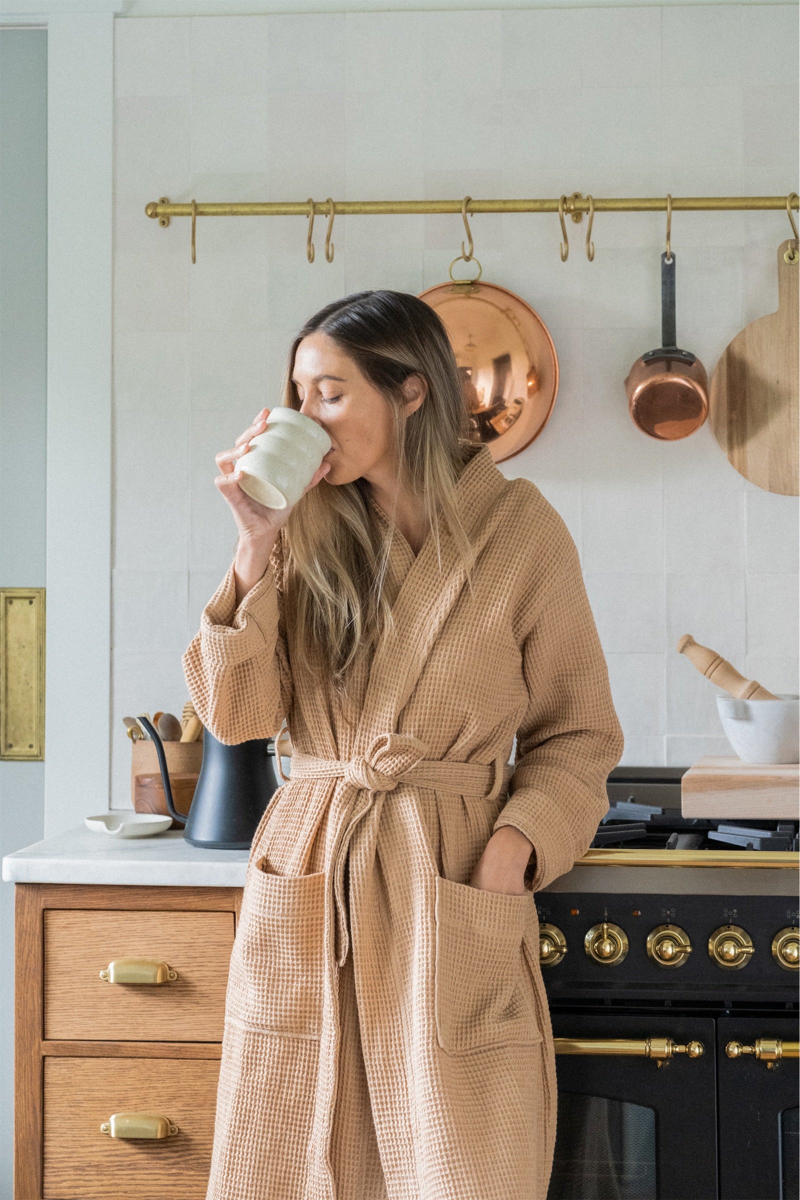 Organic robes by Coyuchi. Organic cotton and linen bathrobes for men and women.