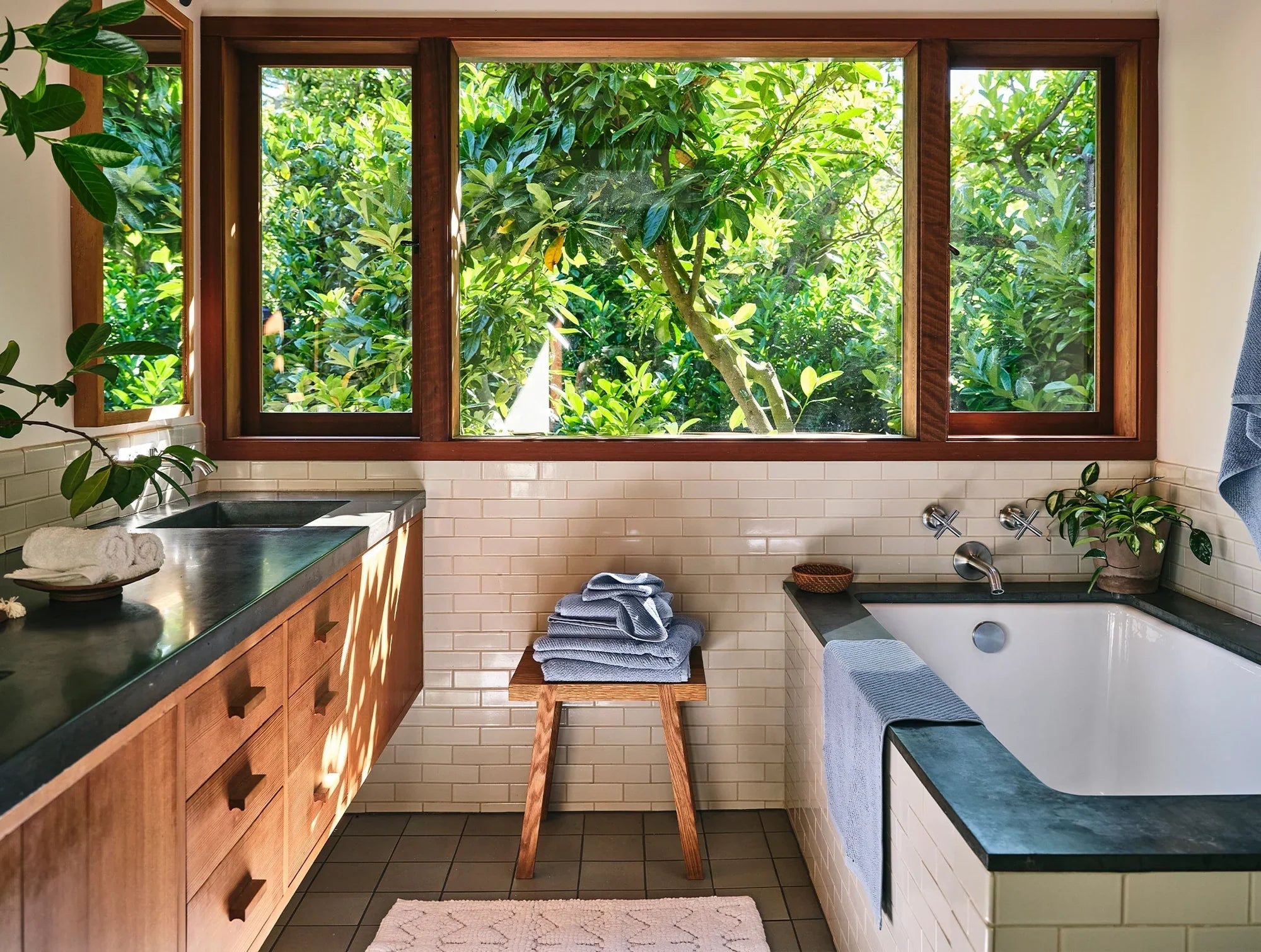 Coyuchi Organic Bath & Lounge