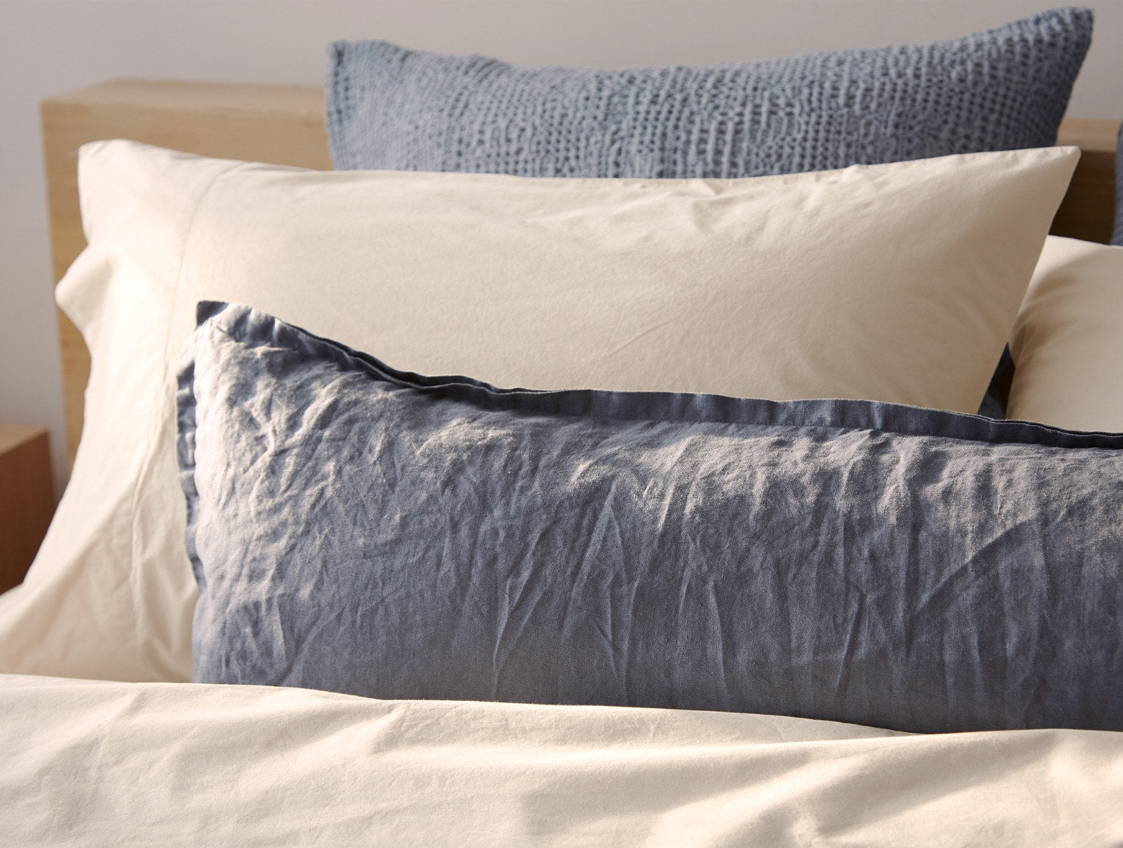 Organic and Natural European Linen Sheets | Luxurious, Soft Sheets, image size:1365x1707