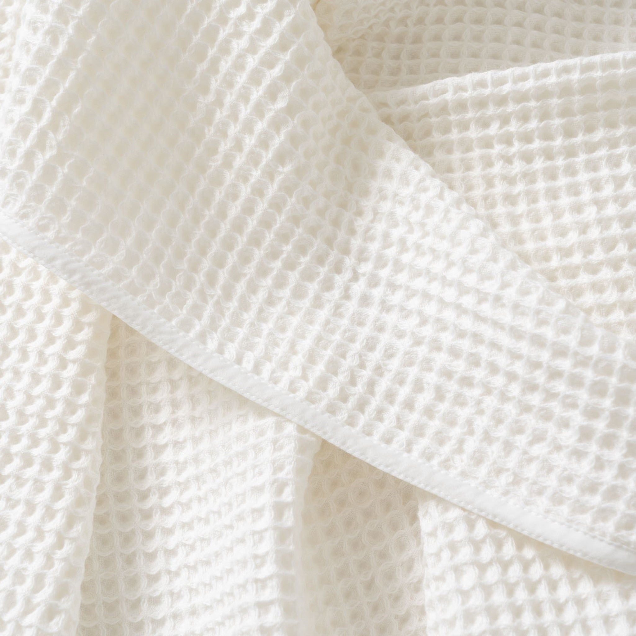 #colour_white