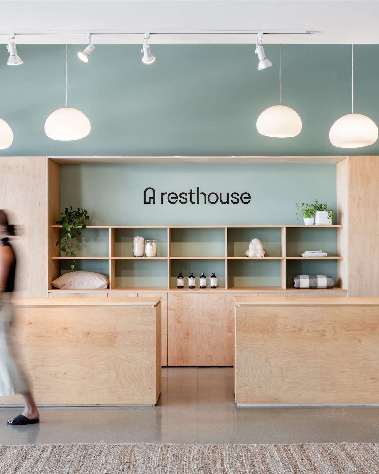 Resthouse Victoria In-Store