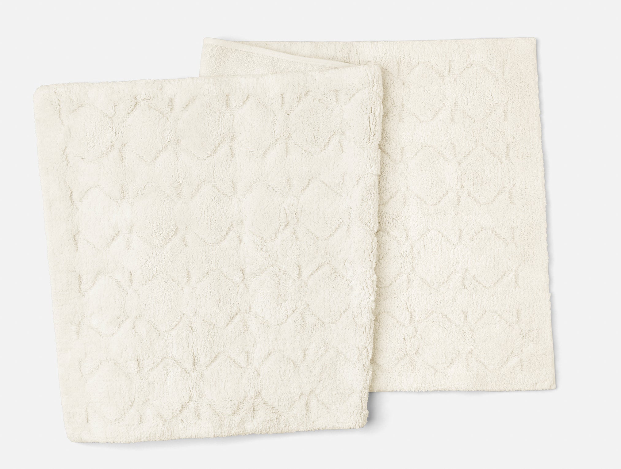 Coyuchi Diamond Shag Organic Bath Mat Undyed - Folded #colour_undyed