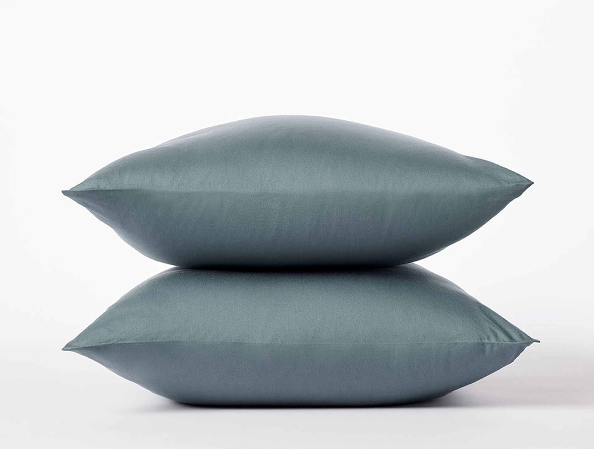Coyuchi Organic Cloud Soft Sateen Pillowcase - stacked #colour_gulf