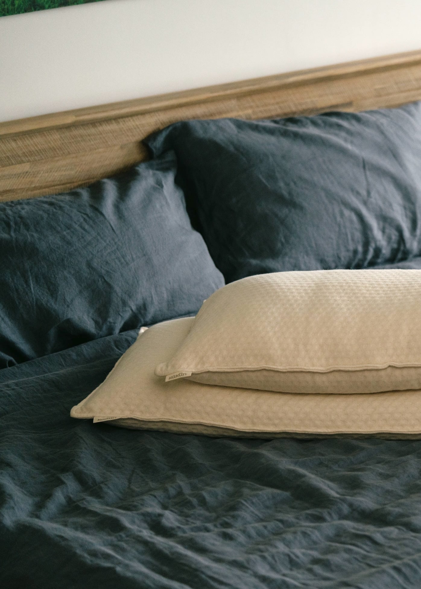 Kakun Luxury Organic Latex Body Pillow