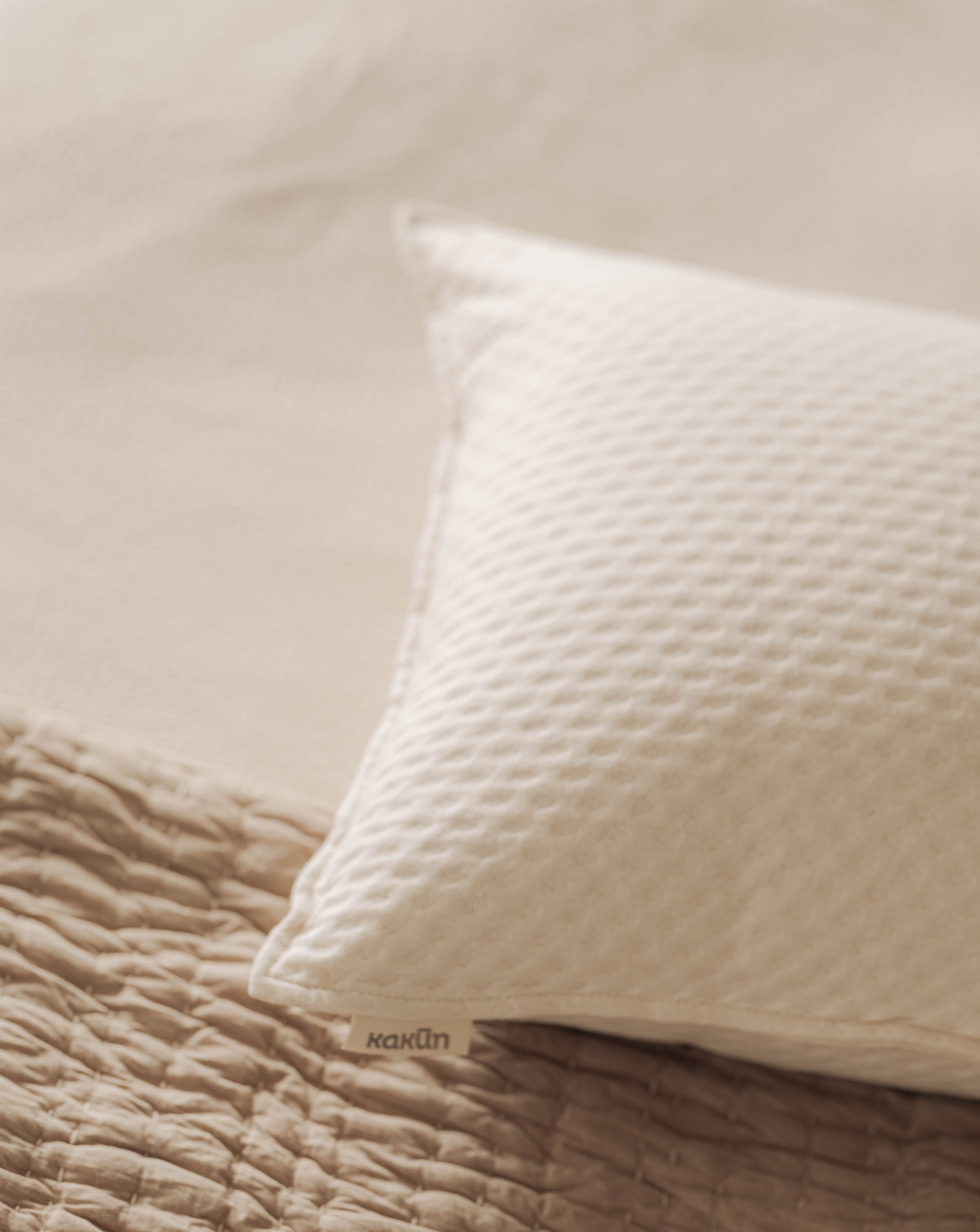 Kakun Organic Luxury Pillow