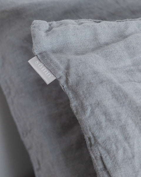 #colour_cloud grey