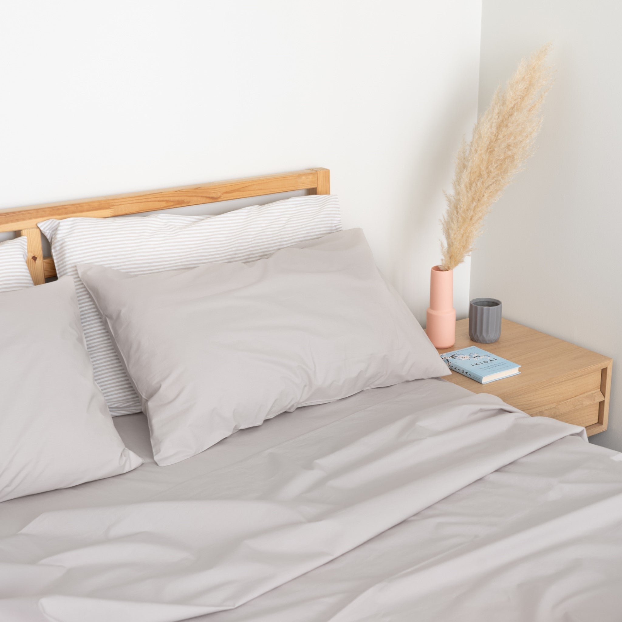 Homebird Organic Cotton Percale Pillowcases - staged bed matching sheets #colour_gray