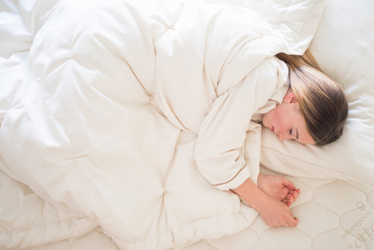 Sleeping In Cold Sleeping Warm During the Cold Winter 10 Tips for a Cozy Winter Sleep