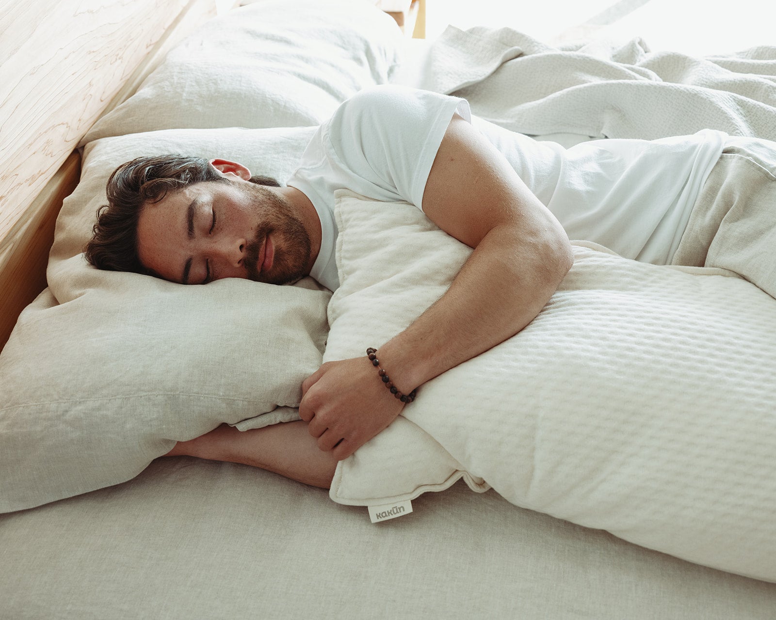 Kakun Organic Luxury Body Pillow