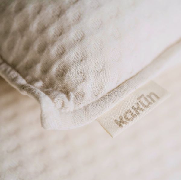Kakun Luxury Pillow Cover - showing corner and tag