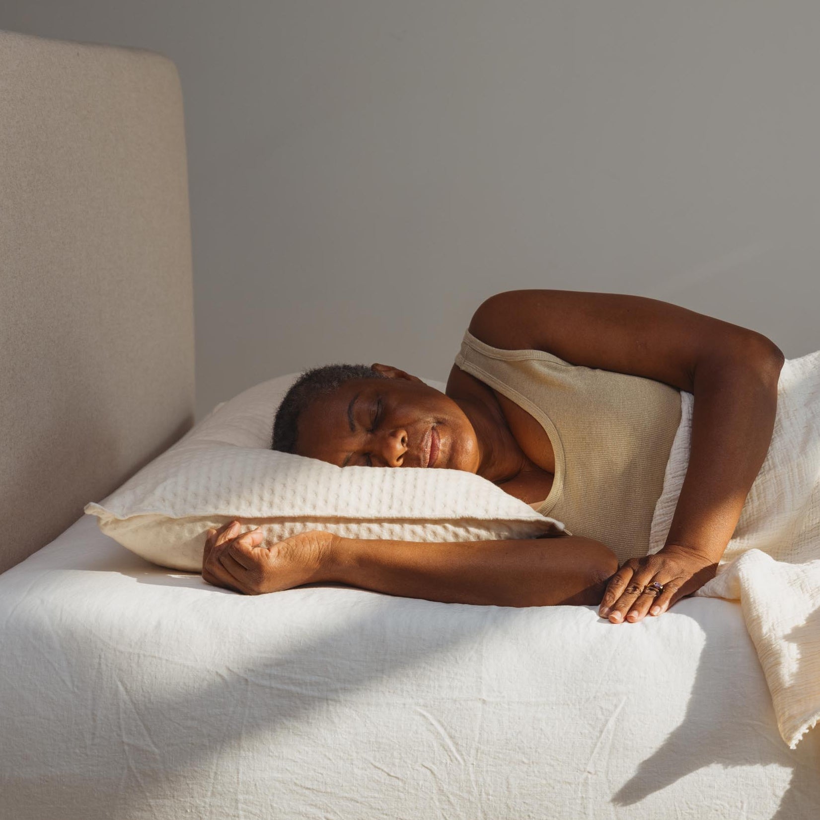 Kakun Luxury Organic Wool Pillow