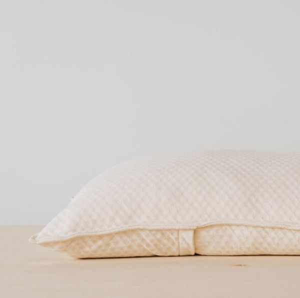 Kakun Organic Cotton Body Pillow Outer Cover - showing half of pillow