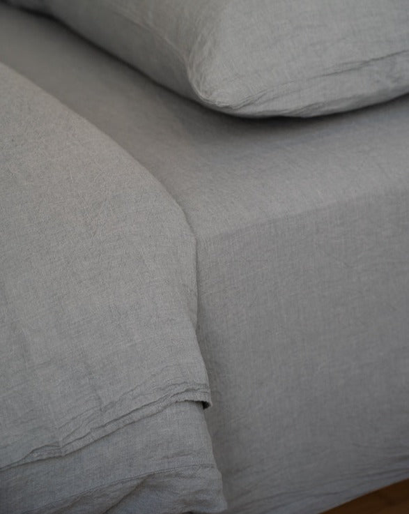 #colour_cloud grey