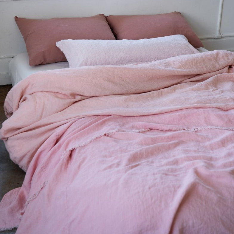 European Linen by Somn - bedspread in Fuchsia with accent pillows #colour_fuchsia